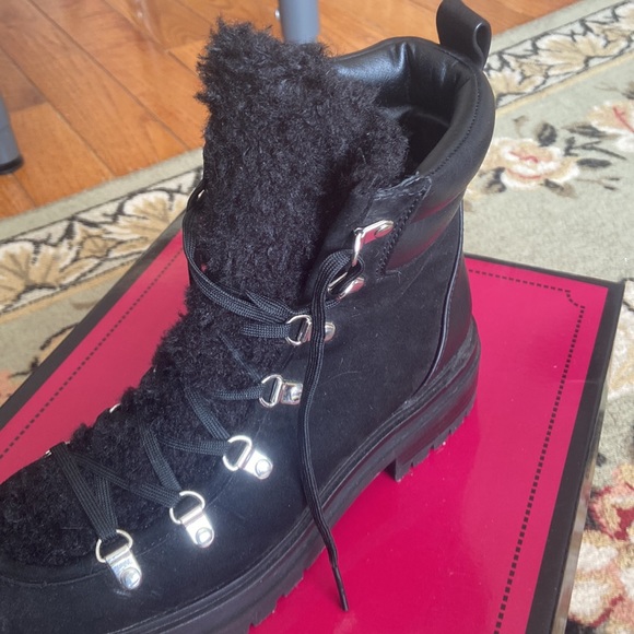 Boots - Picture 5 of 11